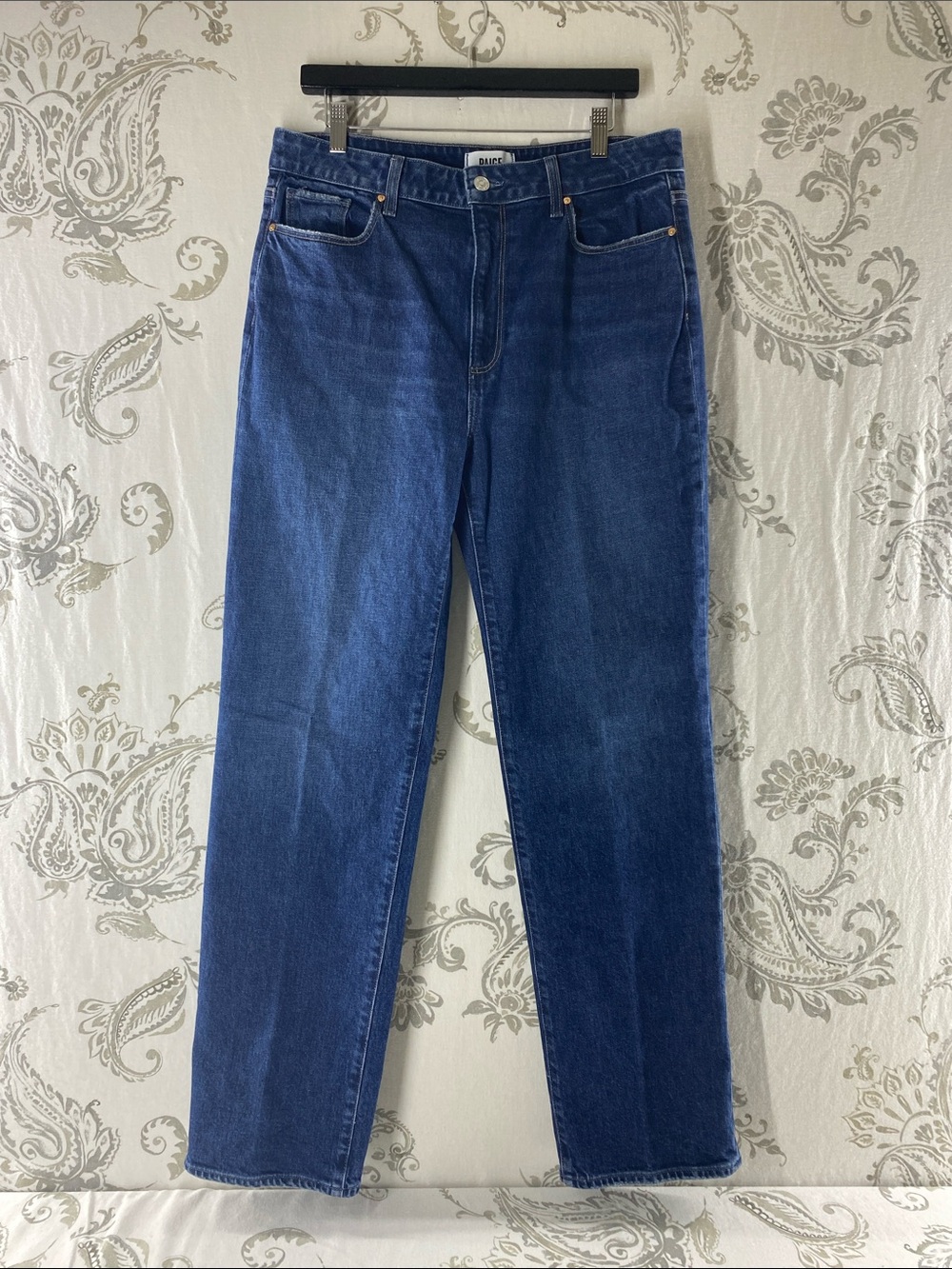 Paige High Rise Stevie Straight Leg Jeans in
Dwell Wash - Size 31